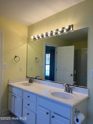 902 Eastman Creek Drive, Beaufort, NC 28516