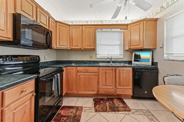 634 Hummingbird Lane, Delray Beach, FL 33445