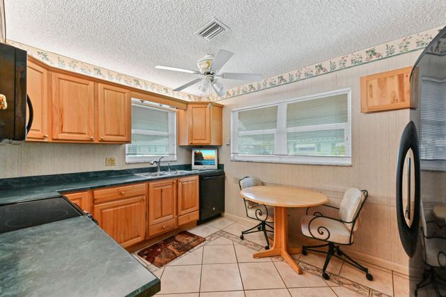 634 Hummingbird Lane, Delray Beach, FL 33445