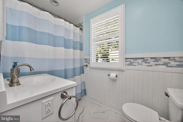 11 W 5TH AVE, Trappe, PA 19426
