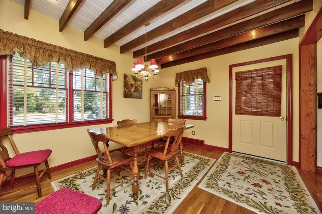 11 W 5TH AVE, Trappe, PA 19426