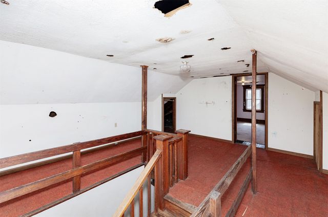 684 31 Street, Des Moines, IA 50312