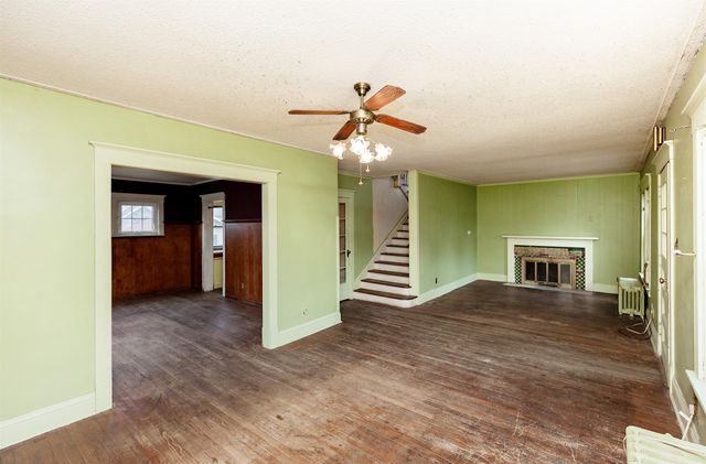 684 31 Street, Des Moines, IA 50312