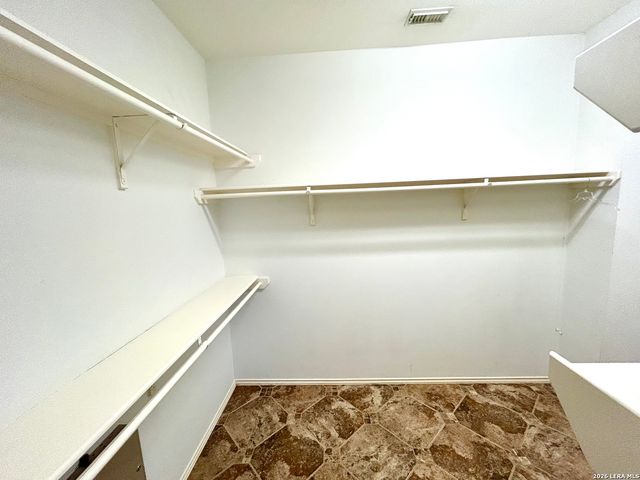 8807 Brae Ridge Drive, San Antonio, TX 78249