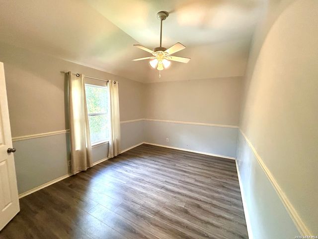 8807 Brae Ridge Drive, San Antonio, TX 78249