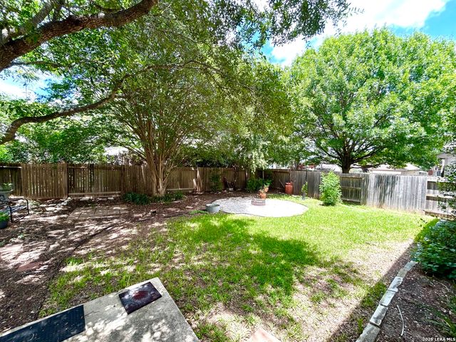 8807 Brae Ridge Drive, San Antonio, TX 78249
