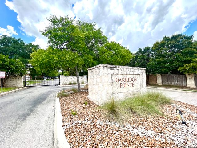 8807 Brae Ridge Drive, San Antonio, TX 78249