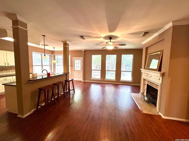 8807 Brae Ridge Drive, San Antonio, TX 78249