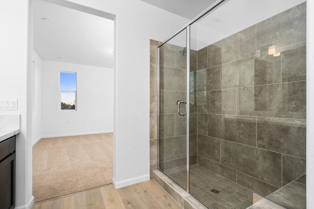 881 E Ahronian Avenue, Fowler, CA 93625