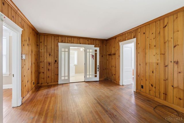 27 Phillips Avenue, St Bernard, OH 45217