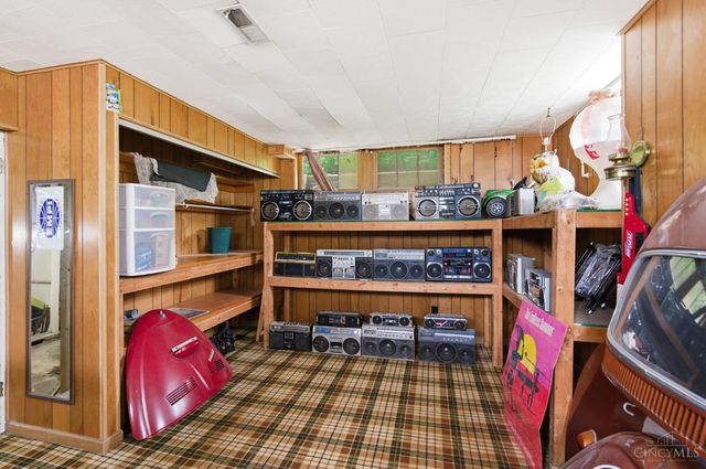 27 Phillips Avenue, St Bernard, OH 45217