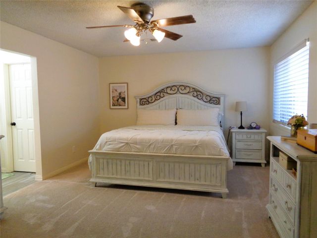 2502 20th Street N, Texas City, TX 77590