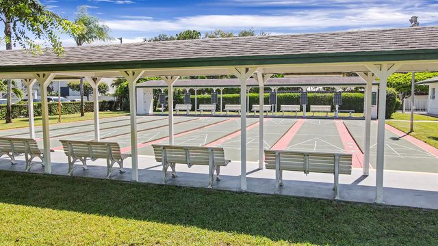 4 Garden Street 101, Tequesta, FL 33469