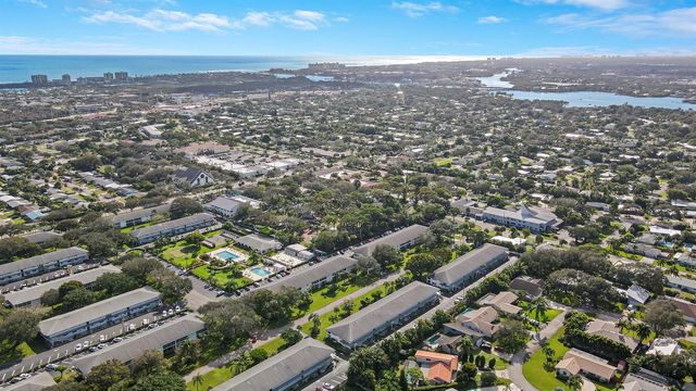 4 Garden Street 101, Tequesta, FL 33469