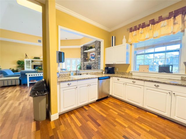 5521 ROSEHILL ROAD 203, Sarasota, FL 34233