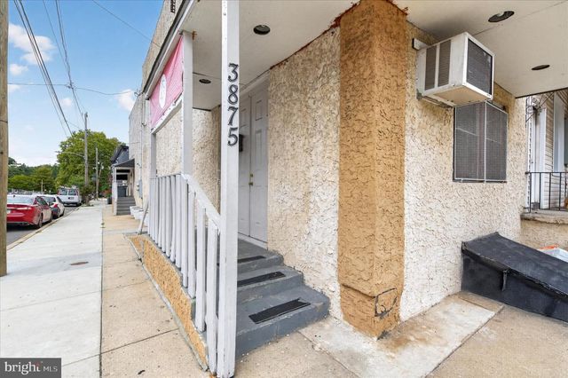 3875 POPLAR ST, Philadelphia, PA 19104