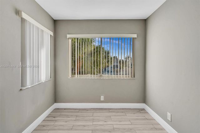 5686 Rock Island Rd 127, Tamarac, FL 33319