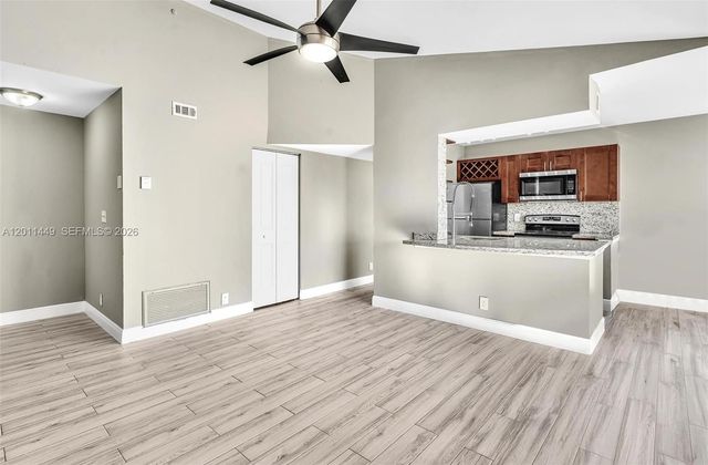 5686 Rock Island Rd 127, Tamarac, FL 33319