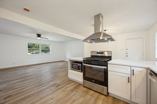 2415 W Morton Street, Denison, TX 75020