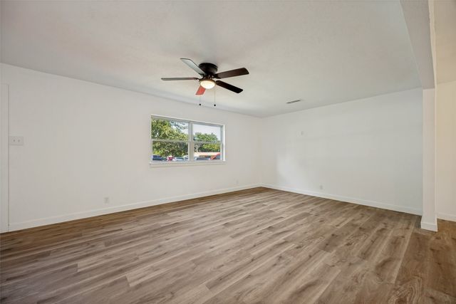 2415 W Morton Street, Denison, TX 75020