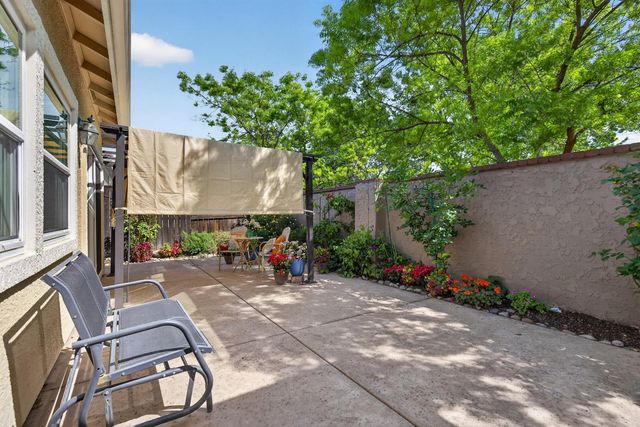 284 Marsalla Dr, Folsom, CA 95630