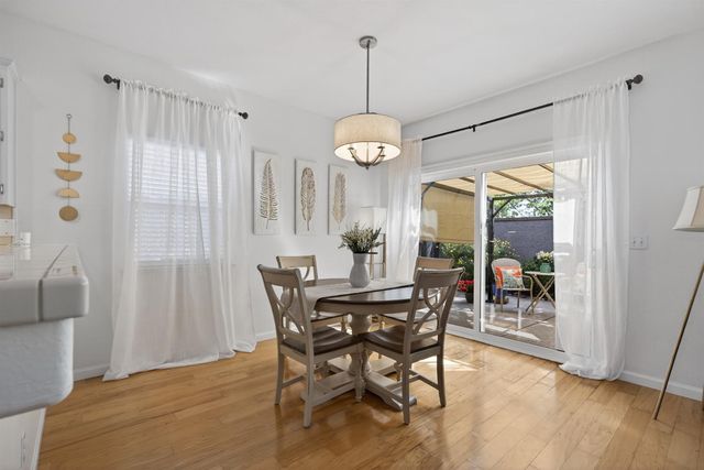 284 Marsalla Dr, Folsom, CA 95630