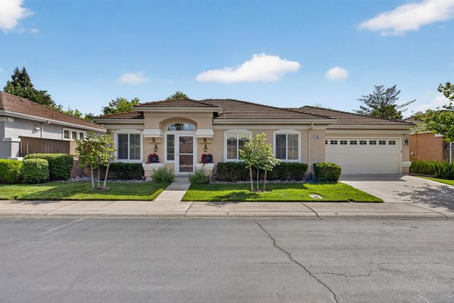 284 Marsalla Dr, Folsom, CA 95630