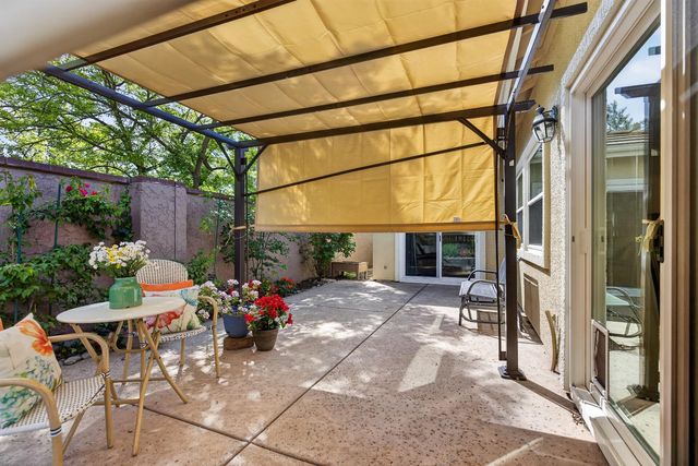 284 Marsalla Dr, Folsom, CA 95630