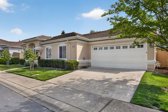 284 Marsalla Dr, Folsom, CA 95630