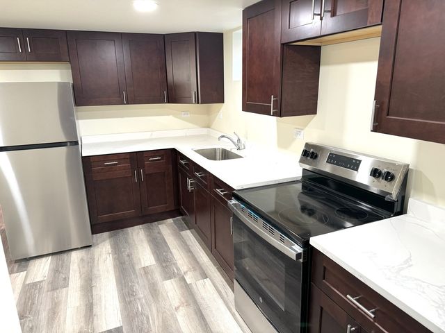 10350 Milford Street G2, Westchester, IL 60154
