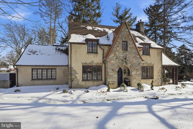 1705 LITITZ PIKE, Lancaster, PA 17601