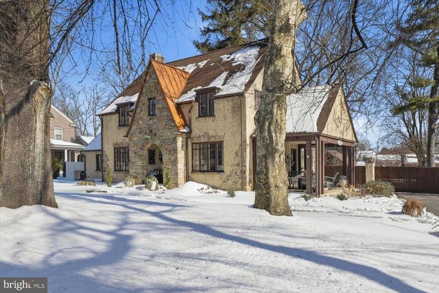 1705 LITITZ PIKE, Lancaster, PA 17601