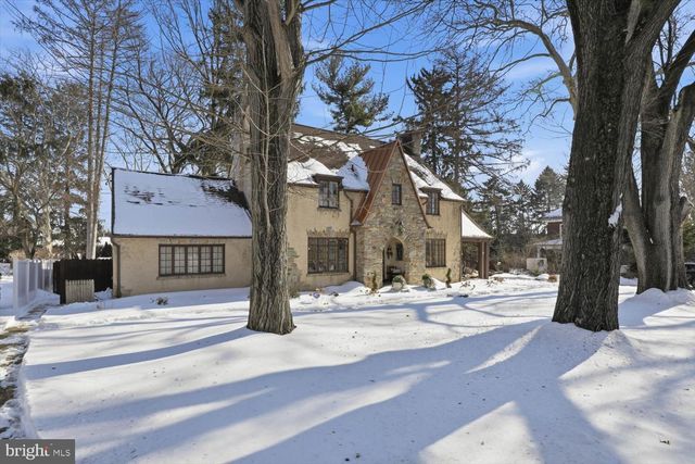 1705 LITITZ PIKE, Lancaster, PA 17601