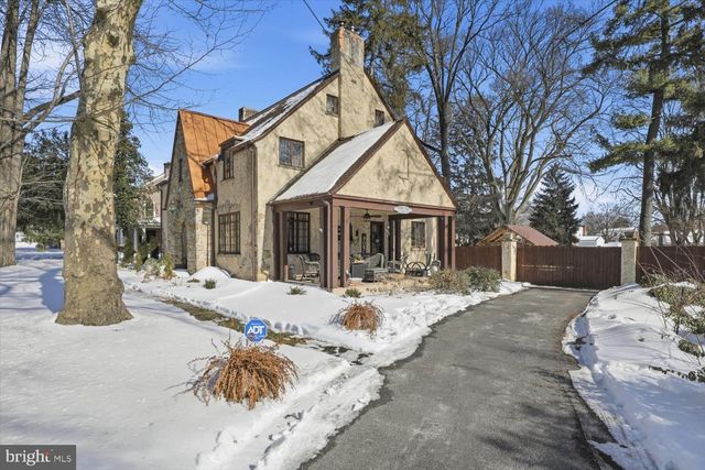 1705 LITITZ PIKE, Lancaster, PA 17601