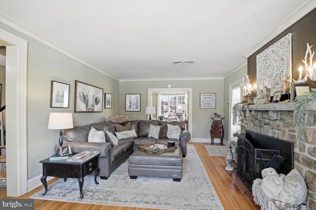 1705 LITITZ PIKE, Lancaster, PA 17601