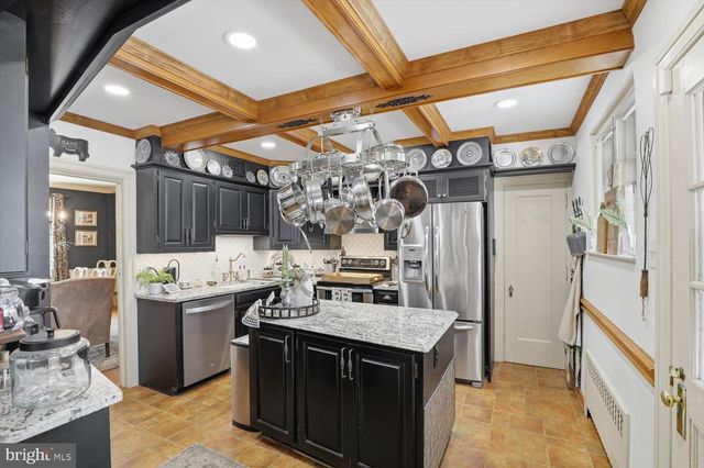 1705 LITITZ PIKE, Lancaster, PA 17601