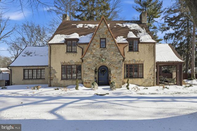 1705 LITITZ PIKE, Lancaster, PA 17601