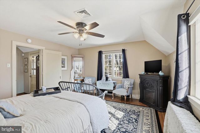 1705 LITITZ PIKE, Lancaster, PA 17601