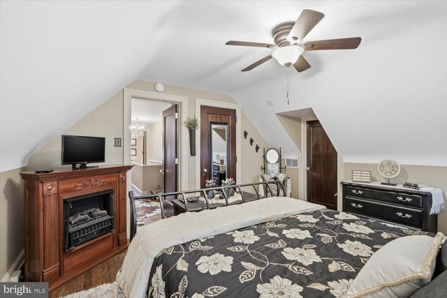 1705 LITITZ PIKE, Lancaster, PA 17601