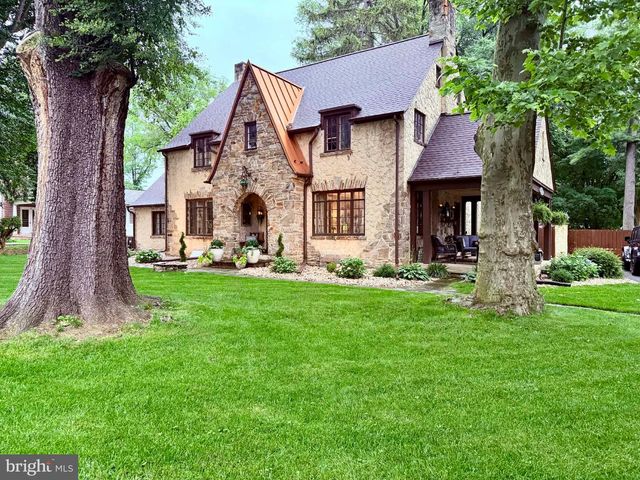 1705 LITITZ PIKE, Lancaster, PA 17601