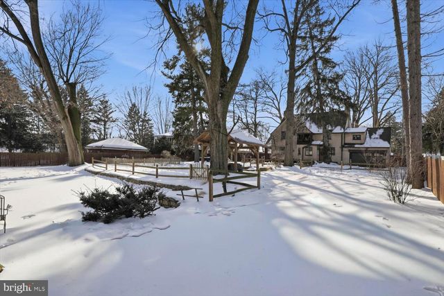 1705 LITITZ PIKE, Lancaster, PA 17601