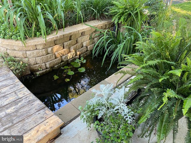 1705 LITITZ PIKE, Lancaster, PA 17601