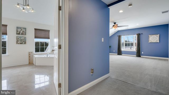 10 E BRISTOL RD, Warminster, PA 18974