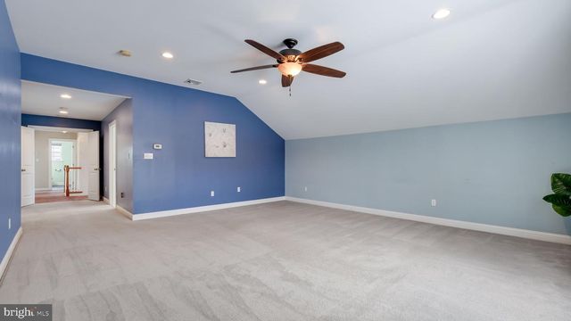 10 E BRISTOL RD, Warminster, PA 18974