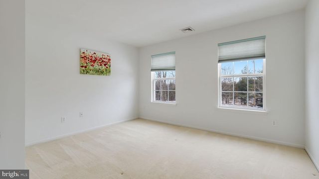 10 E BRISTOL RD, Warminster, PA 18974