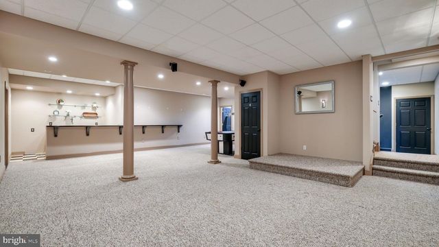 10 E BRISTOL RD, Warminster, PA 18974