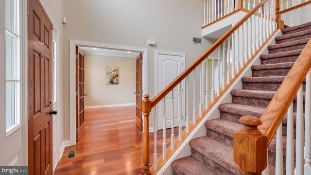 10 E BRISTOL RD, Warminster, PA 18974