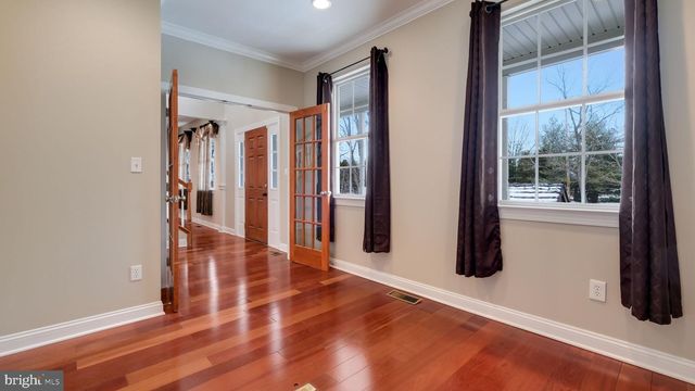 10 E BRISTOL RD, Warminster, PA 18974