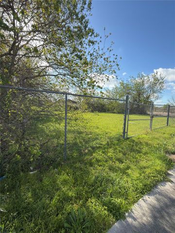 0 Cullen, Houston, TX 77021