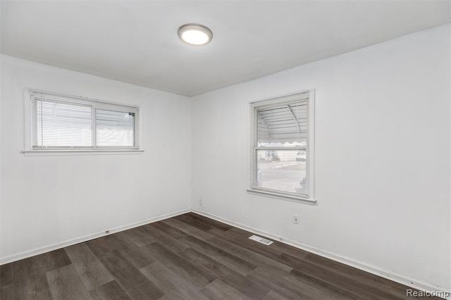 26011 Dartmouth Street, Inkster, MI 48141